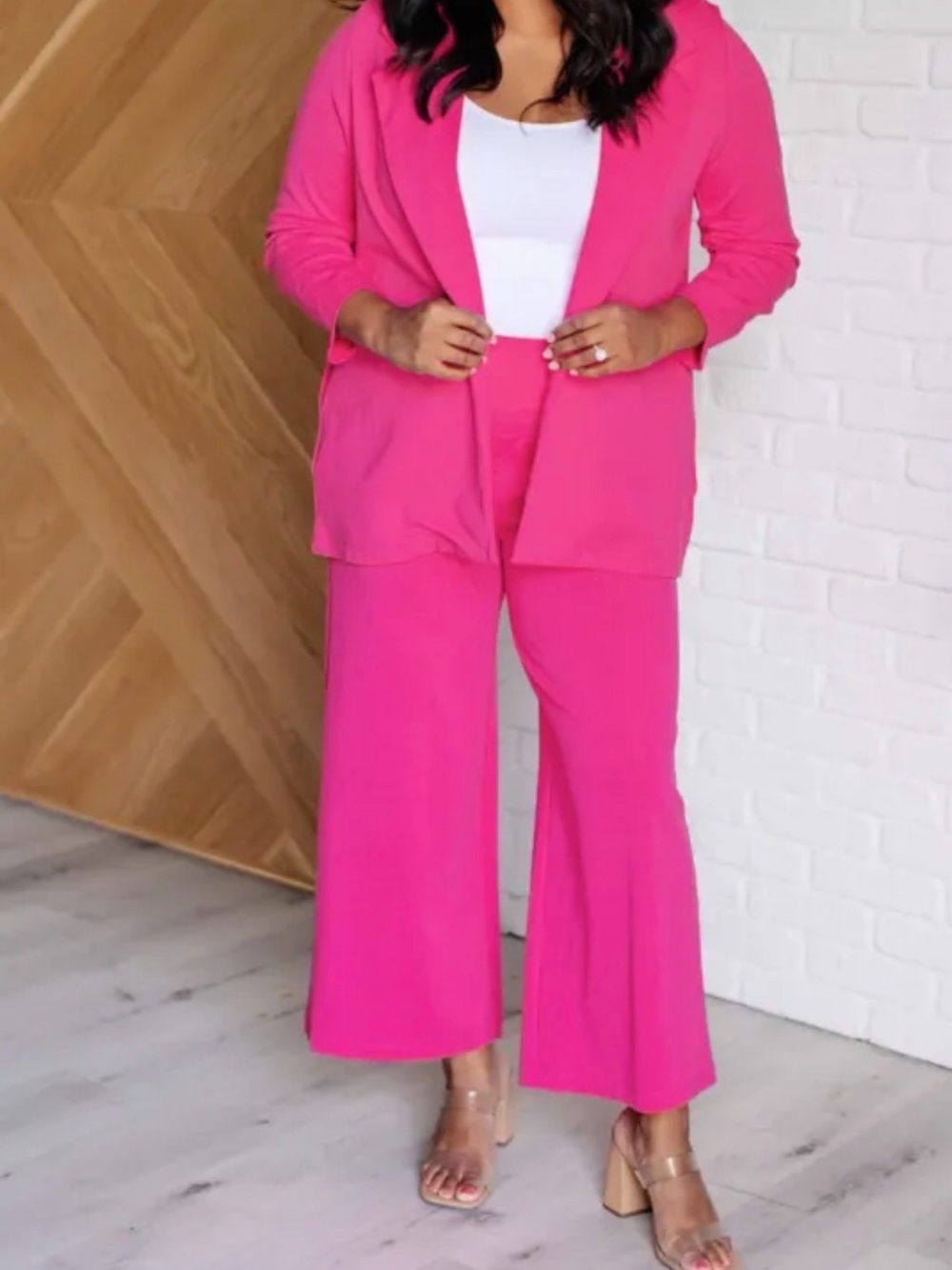 Magic Wide Leg Crop Pants in Hot Pink by Dear Scarlett 3x - Picture 1 of 1